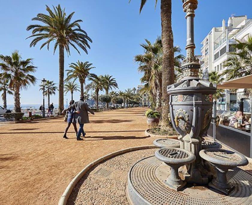 Apartamento Loft, Lloret De Mar Exteriör bild